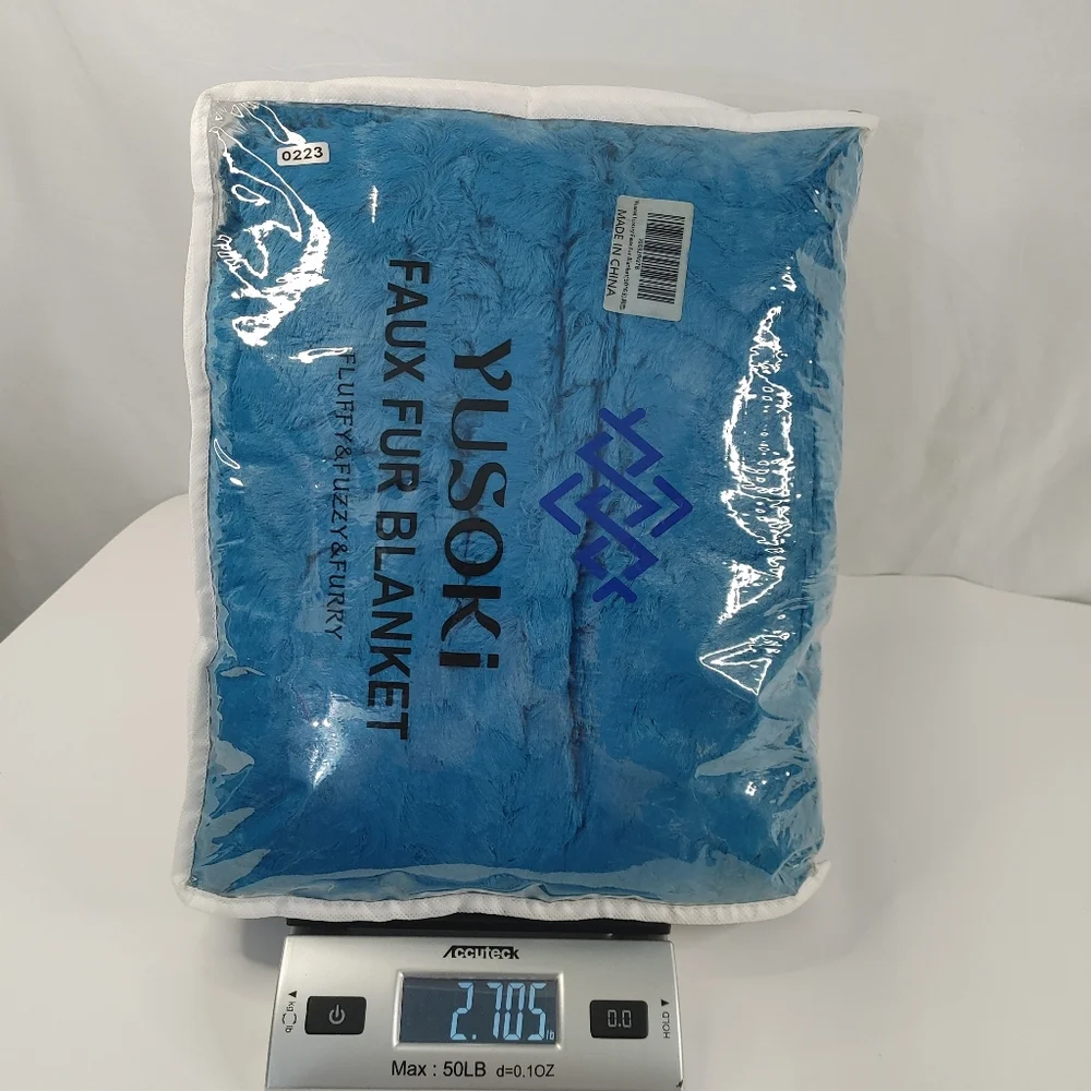 Yusoki Faux Fur Blanket Plush Throw Blue Cozy Soft Fluffy 50x63 New